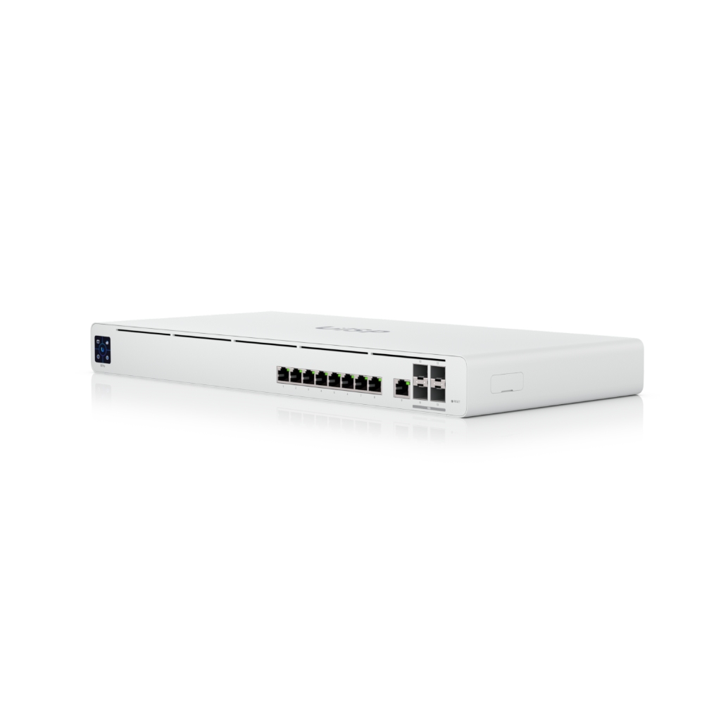 UBNT UISP Router Pro UBNT UISP Router Pro (UISP-R-Pro) – 10G SFP+ Uplinkli, 9 Portlu ve 9.5 Gbps NAT Performanslı ISP Router