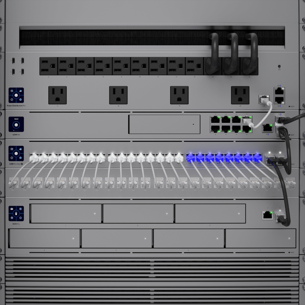 UBNT UniFi Switch Pro Max 24 PoE UBNT UniFi USW-Pro-Max-24-PoE-EU 24 Port PoE++ 2.5G Yönetilebilir Switch - görsel 8